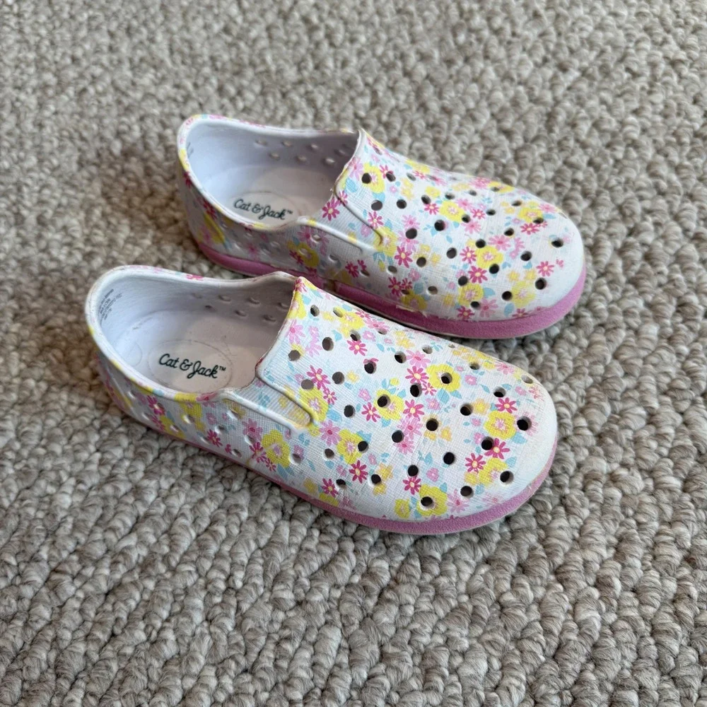 Cat & Jack Girls Floral Slip‎ On Water Shoes White Pink Yellow Size 9 Toddler
